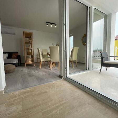 Vila Regina Apartment Regina With Swimming Pool Jezera Bagian luar foto