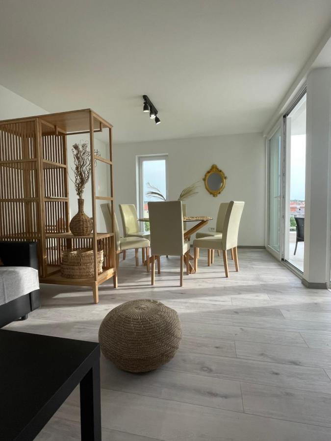Vila Regina Apartment Regina With Swimming Pool Jezera Bagian luar foto
