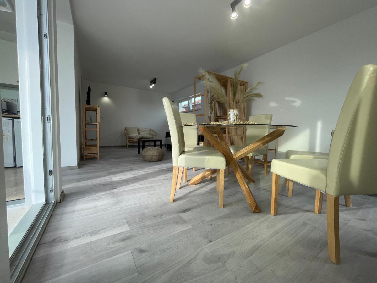 Vila Regina Apartment Regina With Swimming Pool Jezera Bagian luar foto