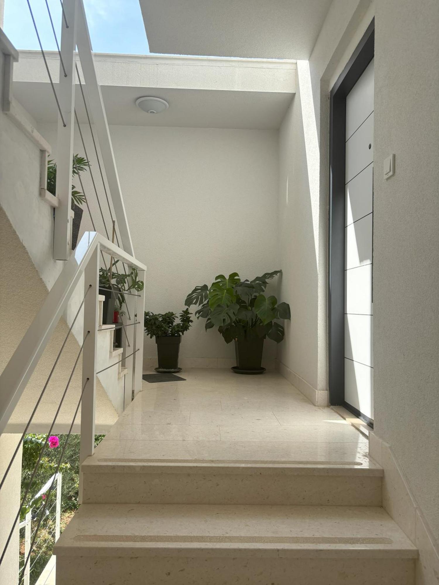 Vila Regina Apartment Regina With Swimming Pool Jezera Bagian luar foto